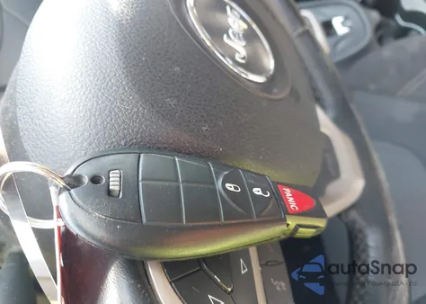 2015 Jeep Cherokee Latitude z USA, uszkodzony, nr VIN 1C4PJMCBXFW664229